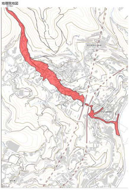P2 1 地理院地図より「土砂堆積範囲図（第3報）」 - 熱海土石流<br>盛り土×土石流危険渓流
