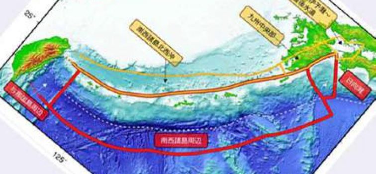 image 日向灘及び南西諸島海溝周辺の地震活動の長期評価（第二版）「評価対象領域」より 756x350 - 揺れる日本地殻変動帯列島