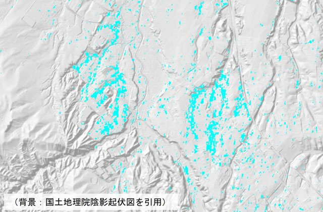 P5 2 SARデータを用いて抽出した胆振東部地震の液状化等の被害箇所 - Edafos 衛星データ（SAR）<br>液状化などの地震被害箇所を抽出