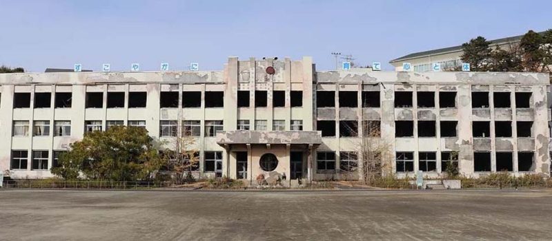 P1a 石巻市震災遺構 門脇小学校の外観 800x350 - 「災害を語り継ぐ」<br>　語り部のリアル防災