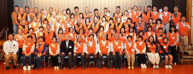 岐阜県飛騨市の<br>「防災士ガヤガヤ会議」 P2 2 飛騨市防災士会との連携 1 - 岐阜県飛騨市の<br>「防災士ガヤガヤ会議」