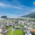 P1 Green Destinations 2025「TOP100」に選出された高知県黒潮町の遠望 70x70 - 旅して学ぶ防災＝「防災ツーリズム」